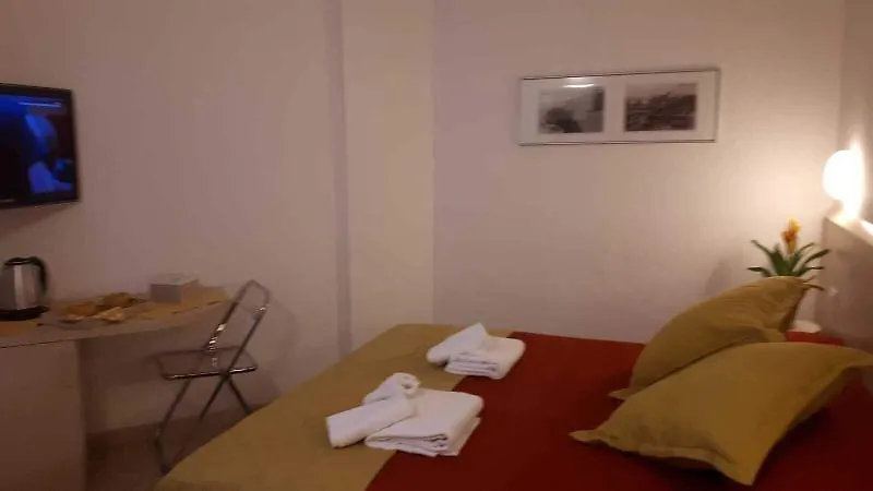 Holidayfever Alghero Guest house