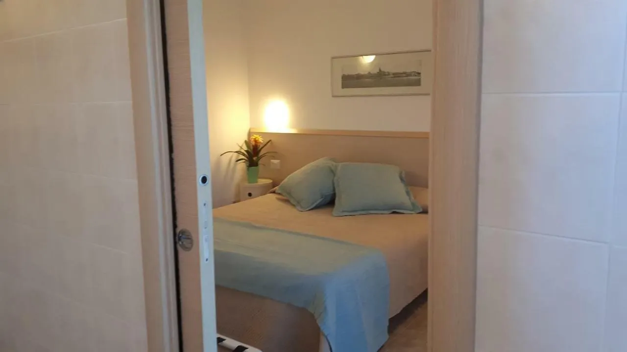 Holidayfever Alghero 3*,